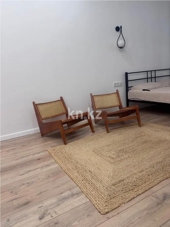 Продажа 1-комнатной квартиры, 43 м², пр. Райымбека, дом  348/1 - Продажа квартир в Алматы без посредников с фото фото 1 из 2