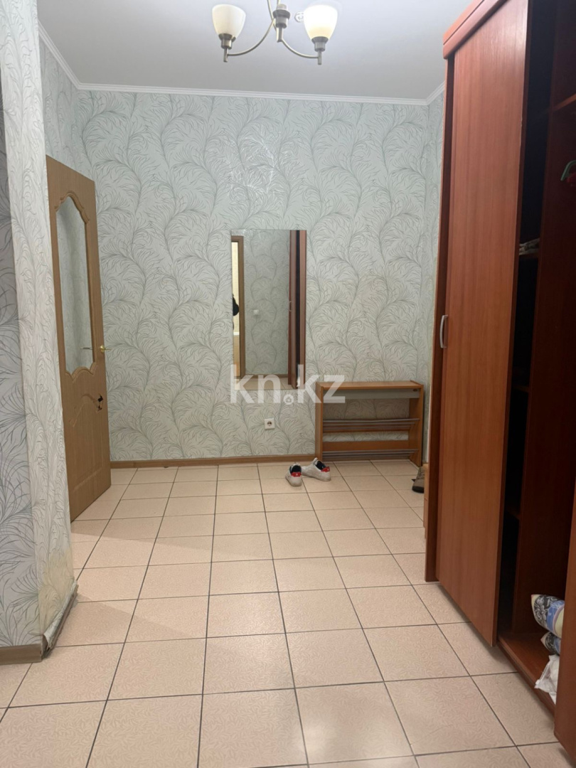 Аренда 1-комнатной квартиры, 50 м², ул. Сауран, дом  3/1 - Аренда квартиры помесячно в Астане фото 8 из 11