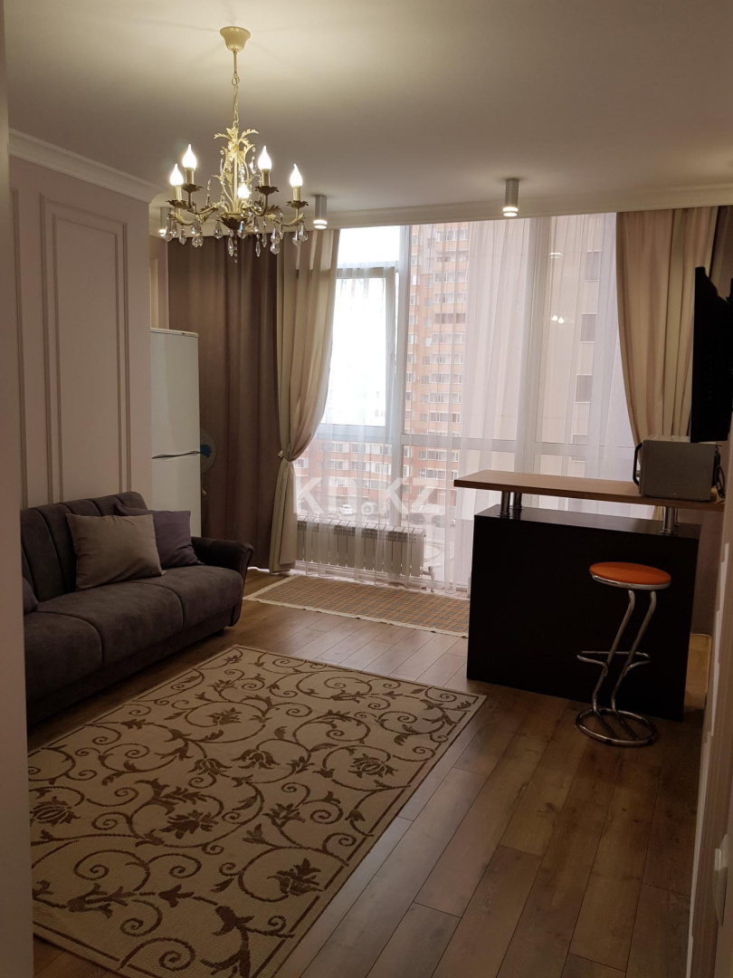 Аренда 1-комнатной квартиры, 40 м², пр. Шахтеров, дом  52б - Аренда  однокомнатных квартир помесячно в Караганде без посредников фото 1 из 26