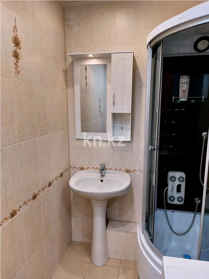 Продажа 2-комнатной квартиры, 53 м², мкр-н Аксай-3, дом  7 в Алматы - фото 4