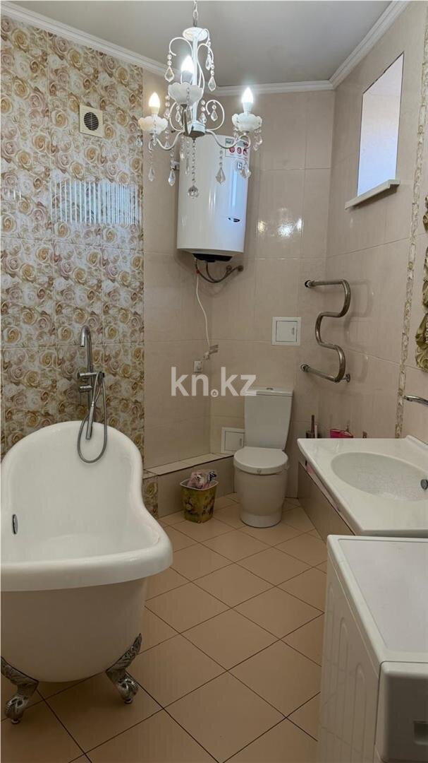 Продажа 4-комнатной квартиры, 197 м² в Караганде - фото 12