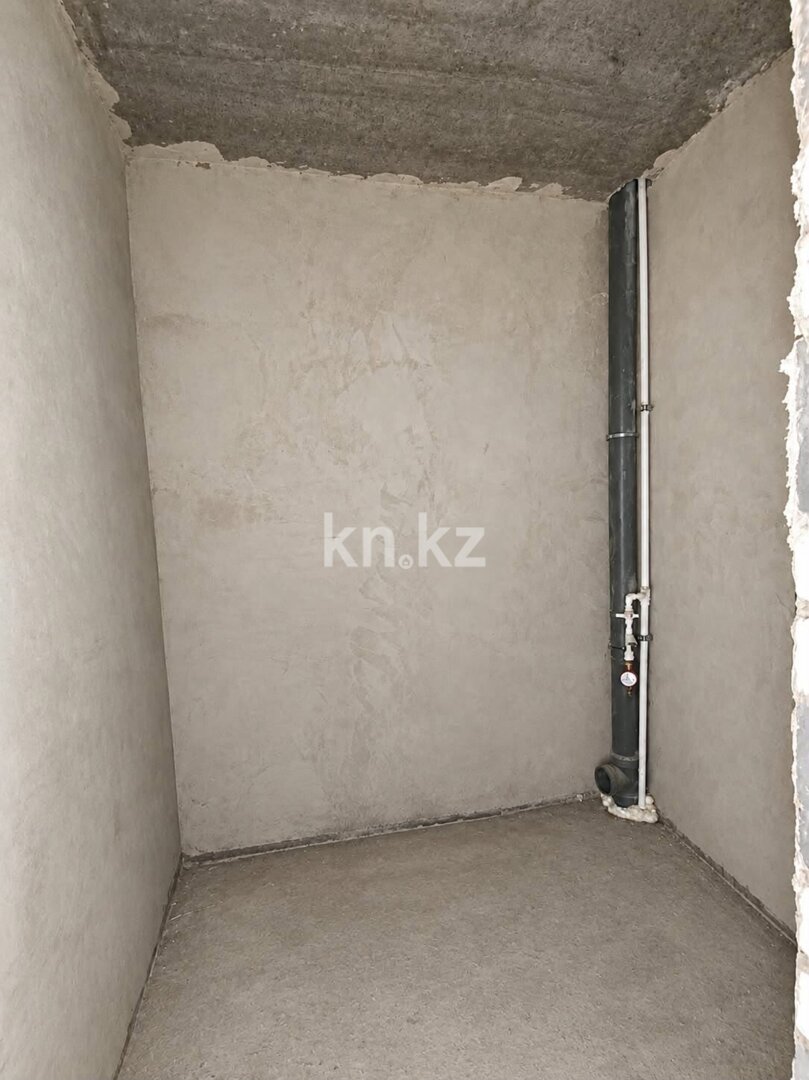 Продажа 1-комнатной квартиры, 49.8 м² в Уральске - фото 2