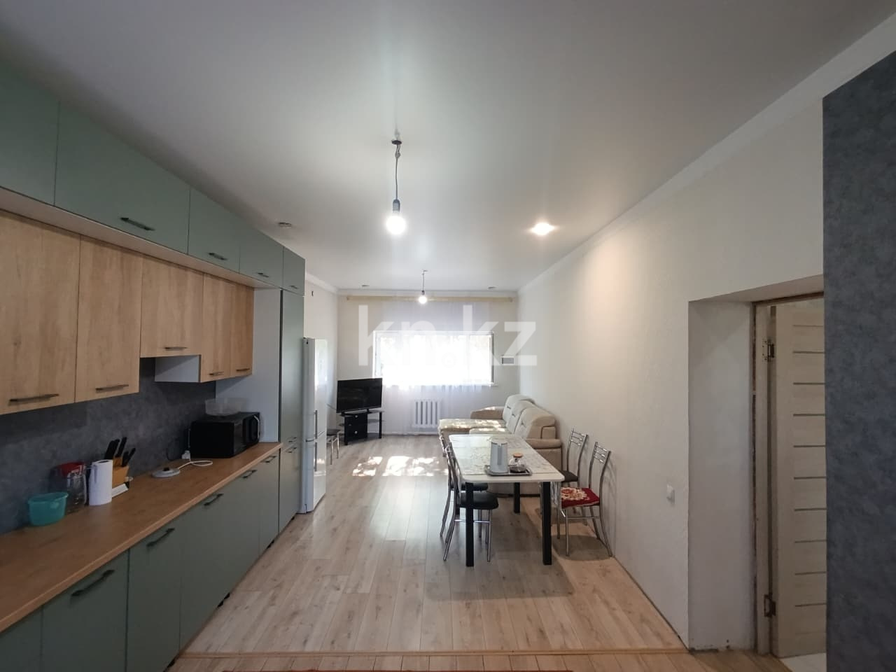 Продажа 5-комнатного дома, 200 м² - Продажа домов, коттеджей в Казахстане фото 8 из 25