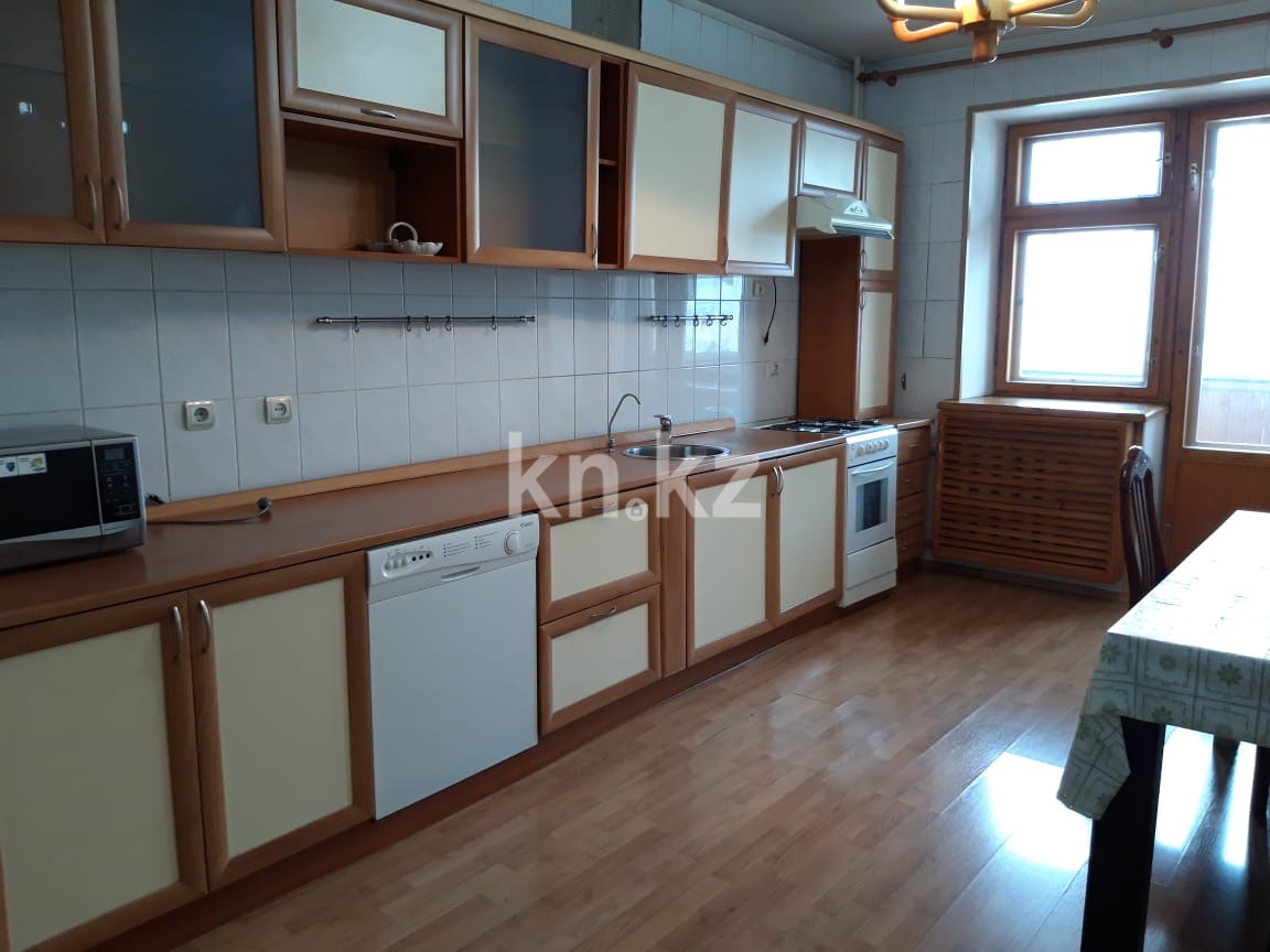 Аренда 2-комнатной квартиры, 90 м², пр. Женис, дом  31 - ул. Жангельдина - Аренда квартир помесячно в Казахстане фото 1 из 9
