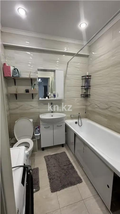 Продажа 2-комнатной квартиры, 43 м², ул. Жунисова, дом  12/4 в Алматы - фото 4