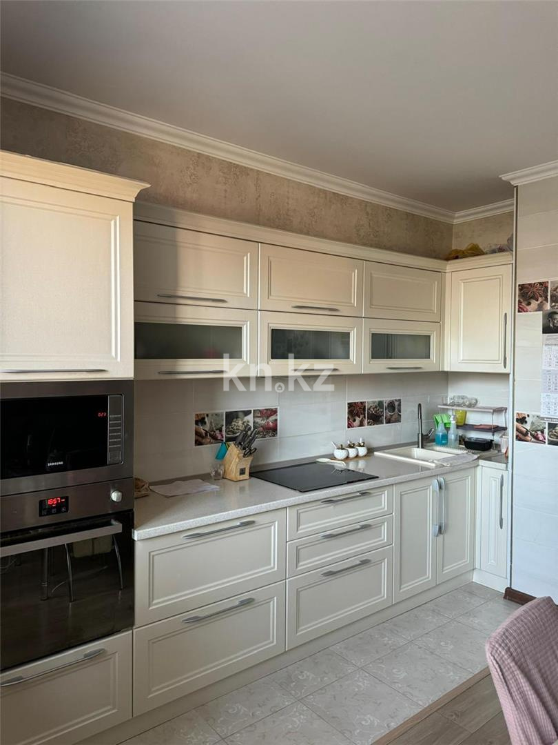 Продажа 3-комнатной квартиры, 90 м², пр. Шахтеров, дом  60 в Караганде - фото 23