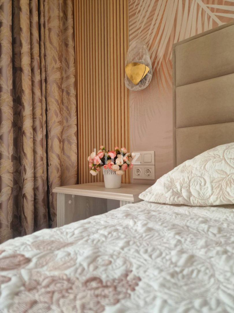 Аренда 2-комнатной квартиры, 74 м², пр. Назарбаева, дом  235б - пр. Аль-Фараби в Алматы - фото 10