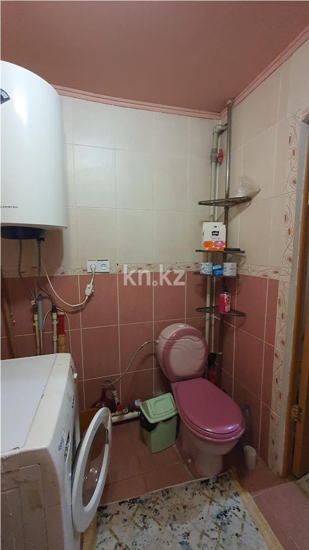 Продажа 2-комнатной квартиры, 42 м², мкр-н 12 - Продажа квартир в Караганде фото 8 из 10