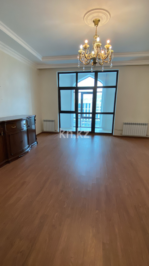 Аренда 4-комнатной квартиры, 180 м², пр. Мангилик Ел, дом  28 в Астане - фото 30