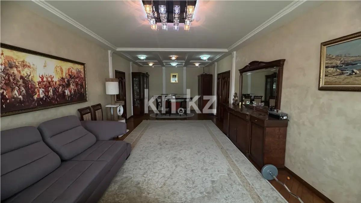 Продажа 5-комнатной квартиры, 221 м², ул. Достык, дом  5 - Продажа квартир в Астане фото 1 из 9