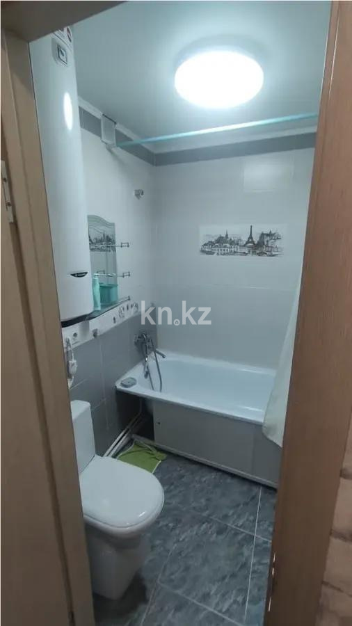 Продажа 2-комнатной квартиры, 44 м², пр. Строителей, дом  22 в Караганде - фото 4