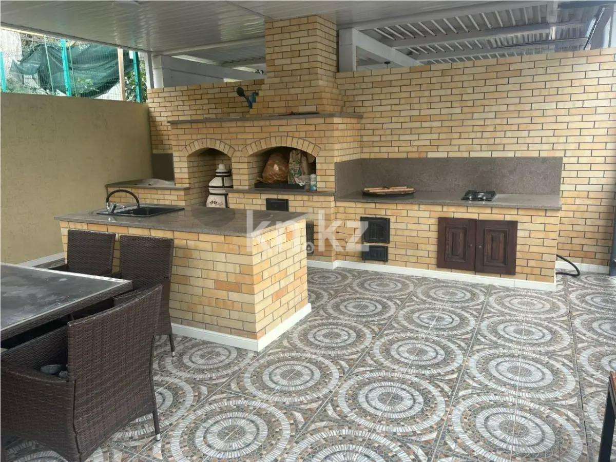 Продажа 8-комнатной квартиры, 330 м², ул. 4-я, дом  2 - Продажа  пятикомнатных квартир в новостройках Алматы фото 9 из 9