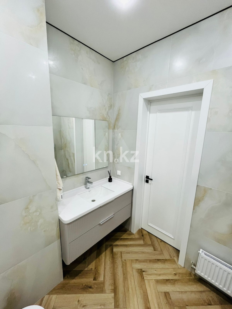 Продажа 3-комнатной квартиры, 104.6 м², ул. Бокейхана, дом  16/3 в Астане - фото 15