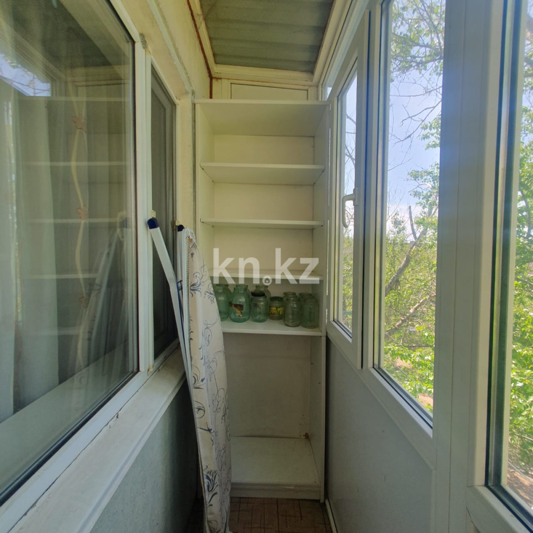 Продажа 3-комнатной квартиры, 49 м² - Продажа трехкомнатных квартир в Караганде - страница 2 фото 10 из 11