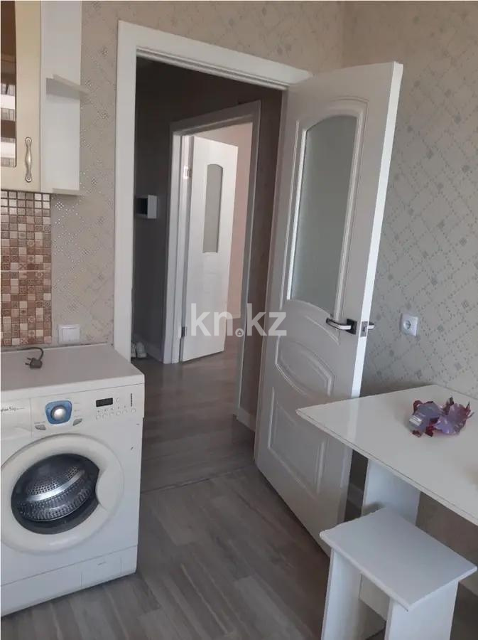 Продажа 1-комнатной квартиры, 39 м², ул. Дукенулы, дом  38/1 в Астане - фото 3