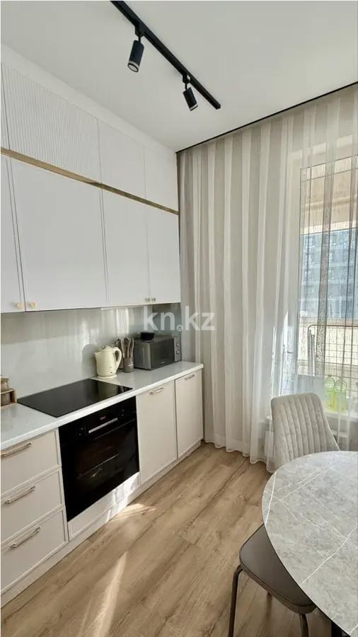 Продажа 2-комнатной квартиры, 55 м², ул. Байтурсынова, дом  14 в Астане - фото 3