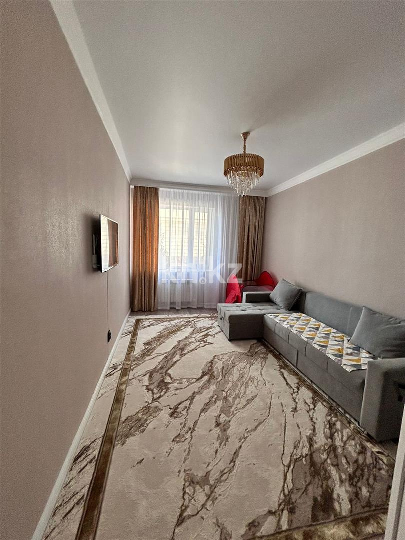 Продажа 2-комнатной квартиры, 65 м², ул. Муканова - Продажа  двухкомнатных квартир в Караганде фото 2 из 21