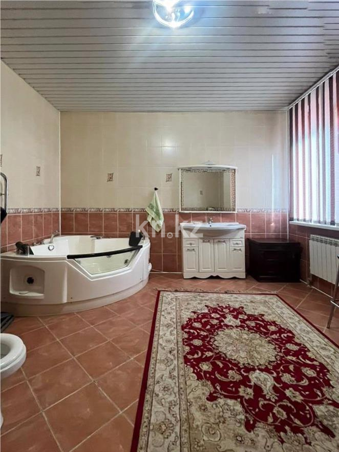 Продажа 4-комнатной квартиры, 206 м² в Астане - фото 13