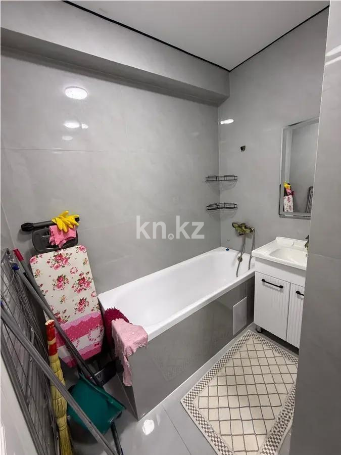 Продажа 2-комнатной квартиры, 48.6 м², 20 мкр., дом  22 - Продажа квартир в Алматы фото 3 из 4