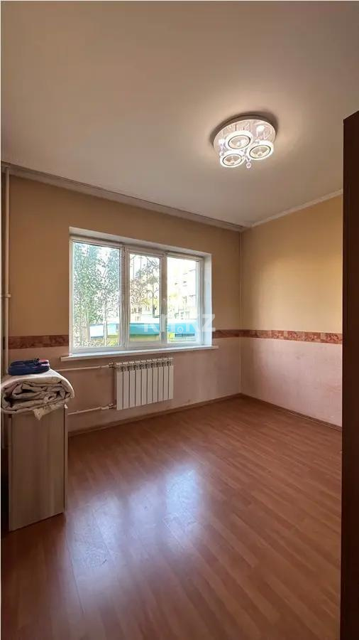 Продажа 3-комнатной квартиры, 72 м², мкр-н Аксай-4, дом  28 - Продажа квартир в Алматы без посредников с фото фото 1 из 3