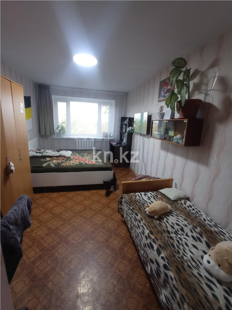 Продажа 2-комнатной квартиры, 47 м², мкр-н 23 в Караганде - фото 3