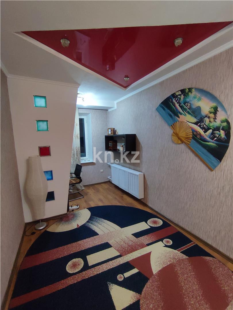 Продажа 3-комнатной квартиры, 76 м², ул. Мустафина - Продажа квартир в Караганде с фото фото 4 из 16