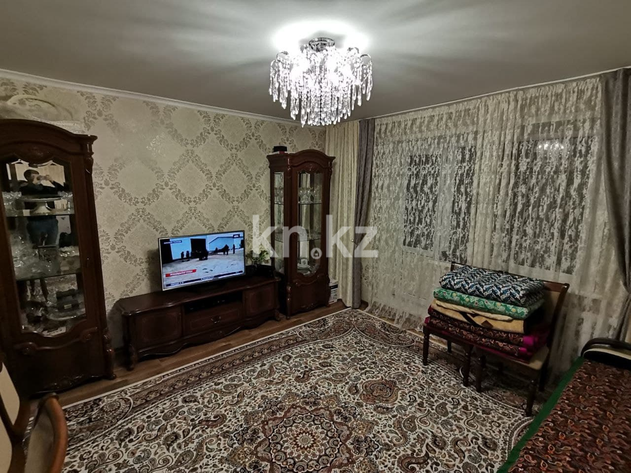 Продажа 3-комнатной квартиры, 64 м², мкр-н Гульдер-1 - Продажа квартир в Караганде фото 1 из 9