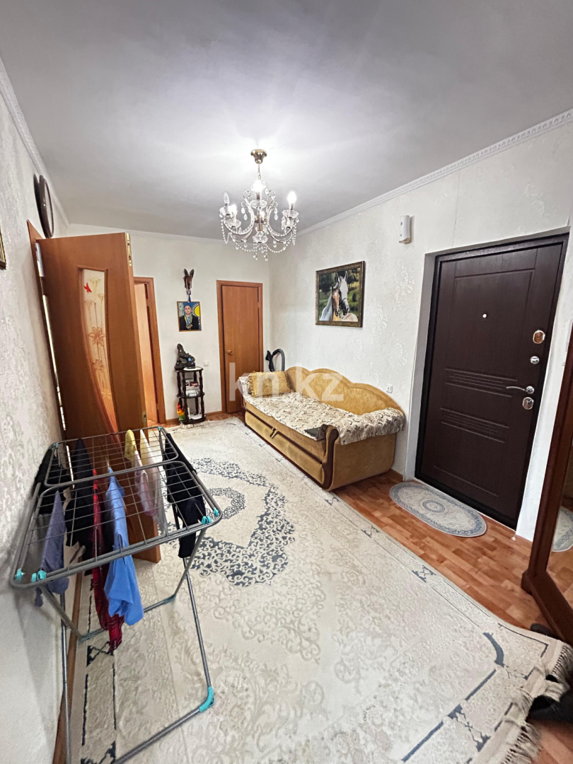 Продажа 2-комнатной квартиры, 68 м², пр. Шахтеров, дом  31а - Продажа  двухкомнатных квартир в Караганде фото 9 из 10