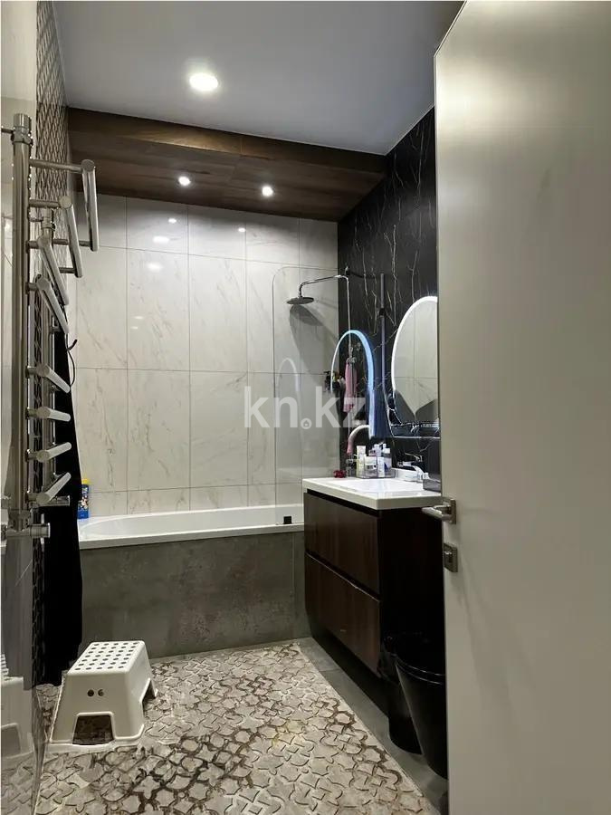 Продажа 3-комнатной квартиры, 132 м², ул. Рахмадиева, дом  2/7 в Алматы - фото 5