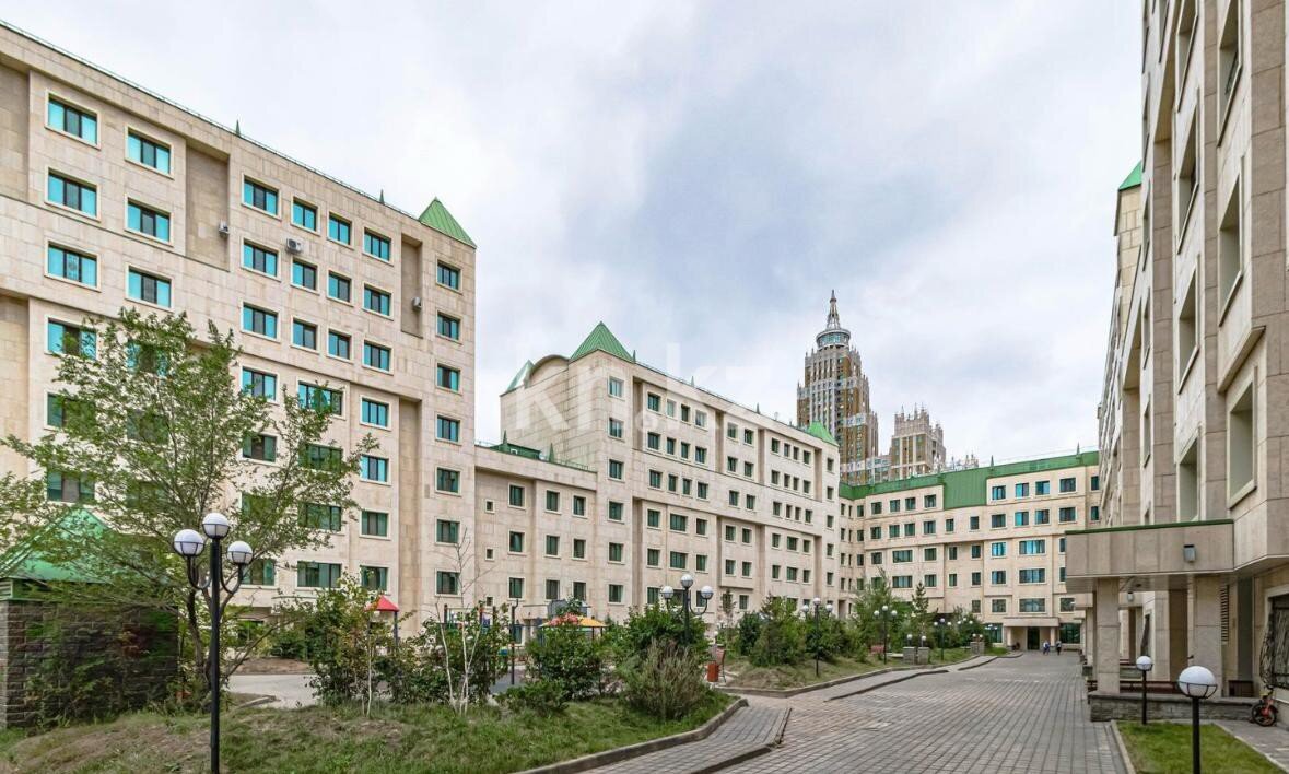 Продажа 4-комнатной квартиры, 153 м² в Астане - фото 2