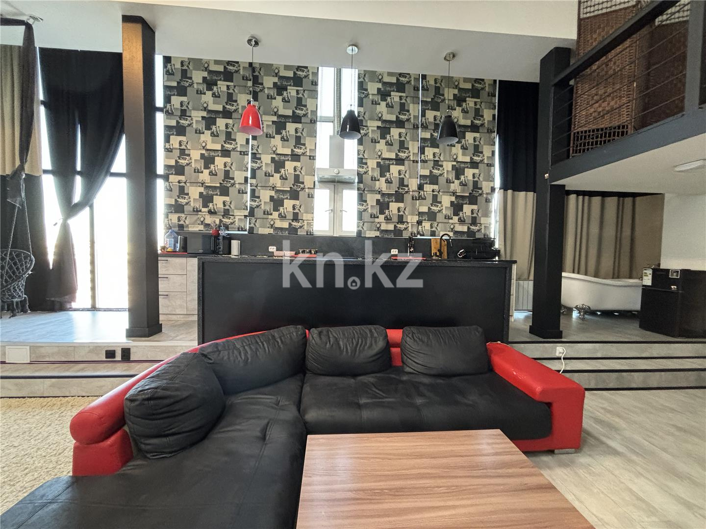 Продажа 2-комнатной квартиры, 74 м², пр. Н. Абдирова, дом  25 в Караганде - фото 2