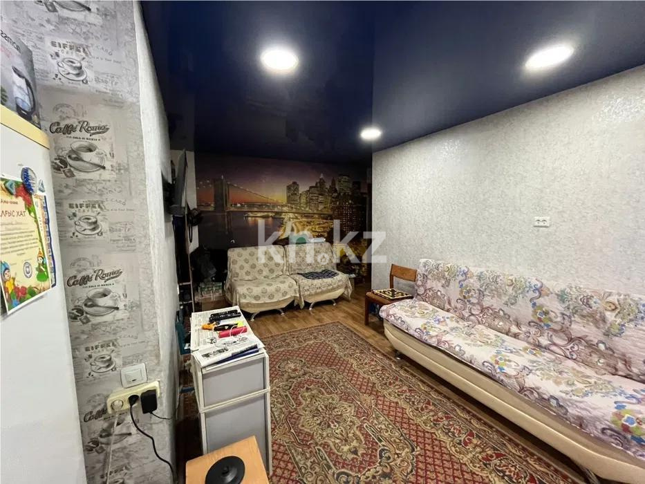 Продажа 3-комнатной квартиры, 60 м², ул. Торговая, дом  44 - Продажа квартир в Шахтинске без посредников фото 1 из 4