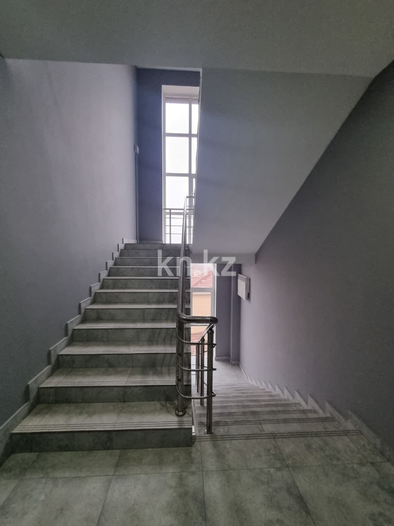 Продажа 3-комнатной квартиры, 100 м², ул. Жанибекова, дом  53 - Продажа квартир в Караганде фото 6 из 7