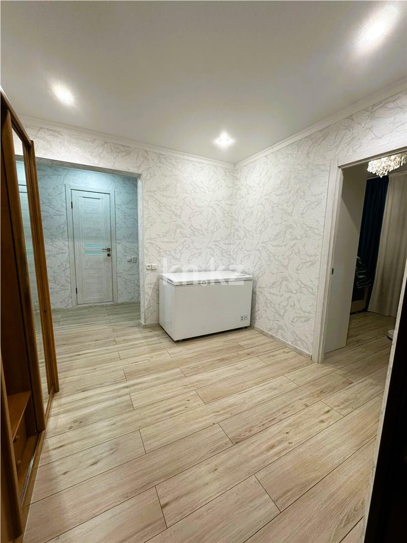 Продажа 3-комнатной квартиры, 63 м², ул. 9-й мкр. в Темиртау - фото 11