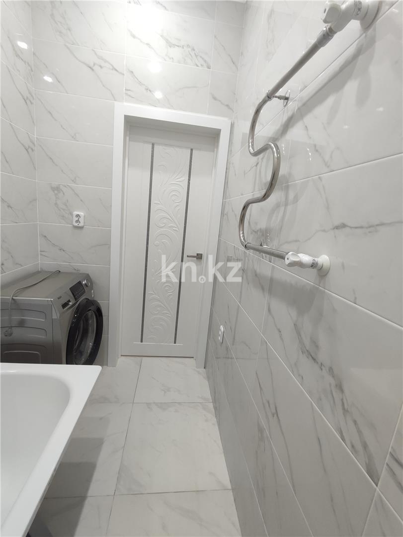 Продажа 2-комнатной квартиры, 64 м², ул. Муканова - Продажа  двухкомнатных квартир в Караганде фото 15 из 20