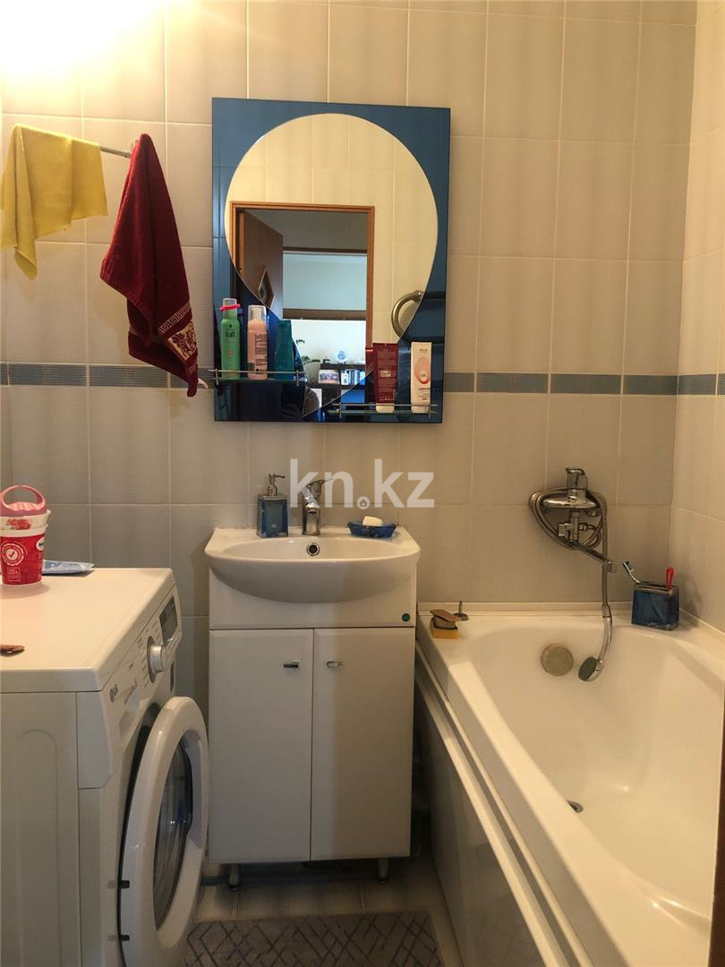 Продажа 2-комнатной квартиры, 53 м², ул. Гапеева, дом  12 в Караганде - фото 8