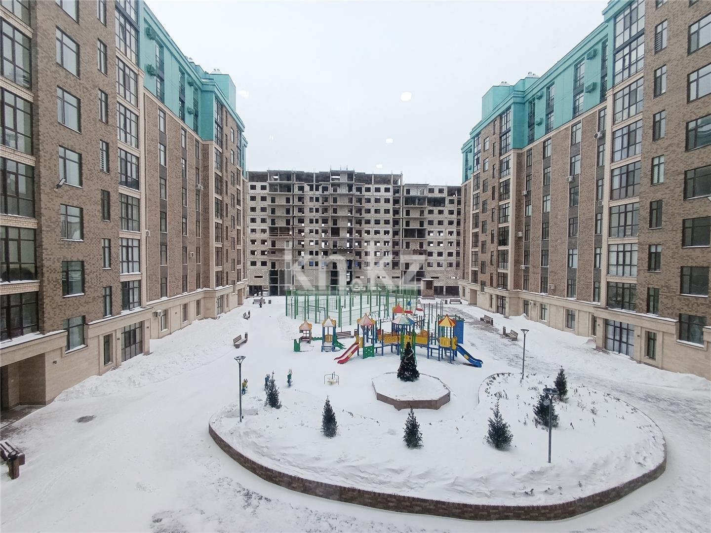 Продажа 3-комнатной квартиры, 94 м², ул. Ашимова, дом  15 в Караганде - фото 24