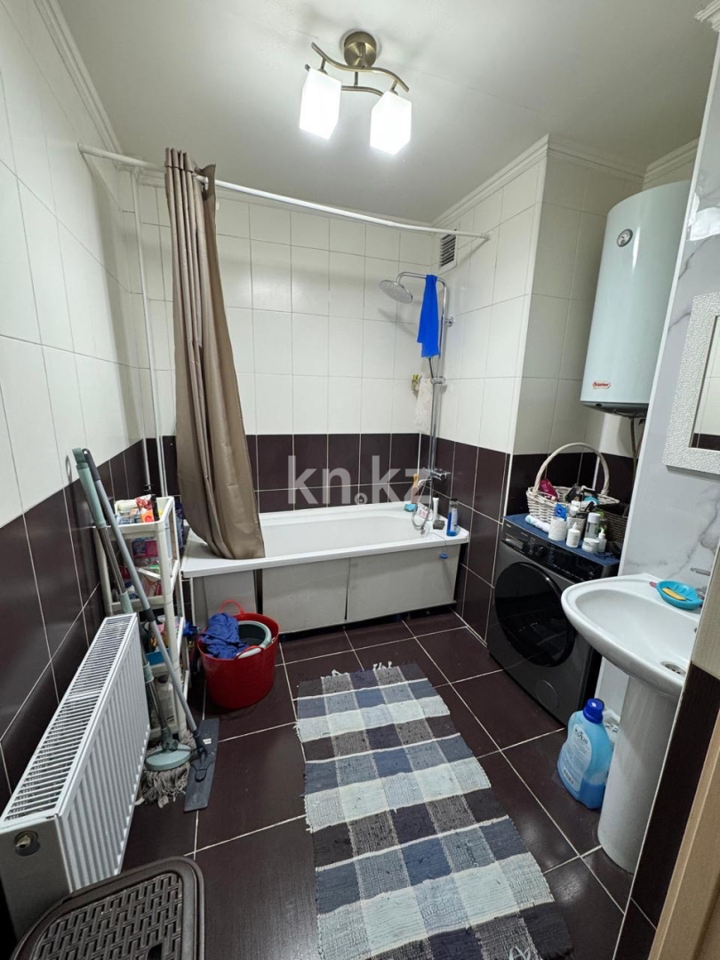 Продажа 2-комнатной квартиры, 87 м², ул. Толе би в Алматы - фото 9