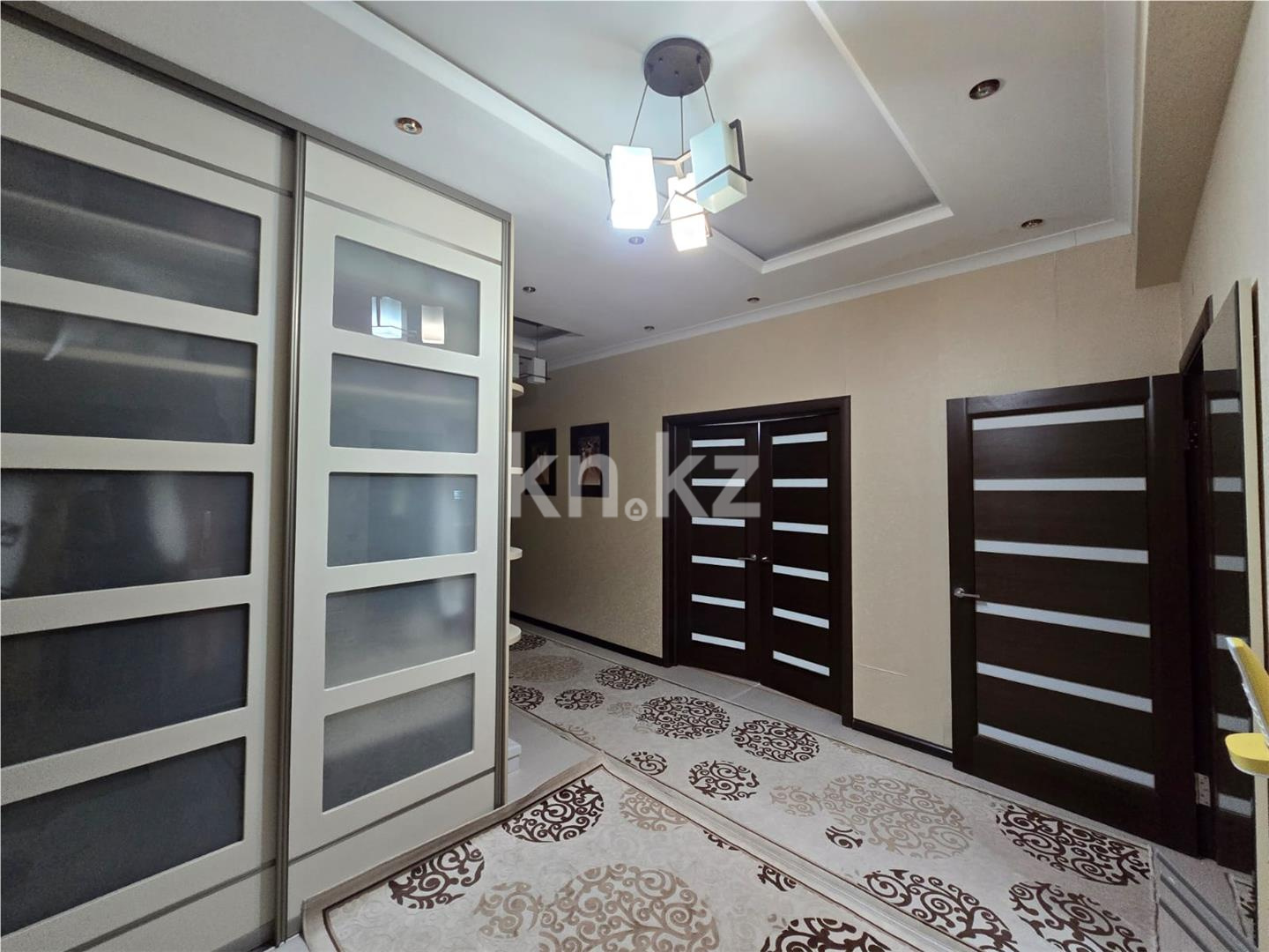 Продажа 5-комнатной квартиры, 150 м², ул. Иманбаевой - Продажа квартир в Астане фото 15 из 16