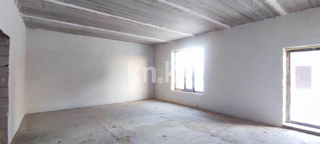 Продажа 4-комнатного дома, 243 м², ул. Алтайбаева, дом  43/6 - Продажа квартир в Караганде фото 3 из 5