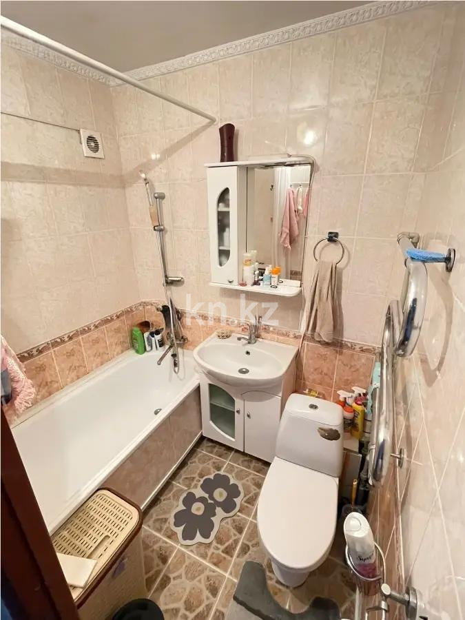 Продажа 2-комнатной квартиры, 47 м², мкр-н 1, дом  68 в Алматы - фото 4