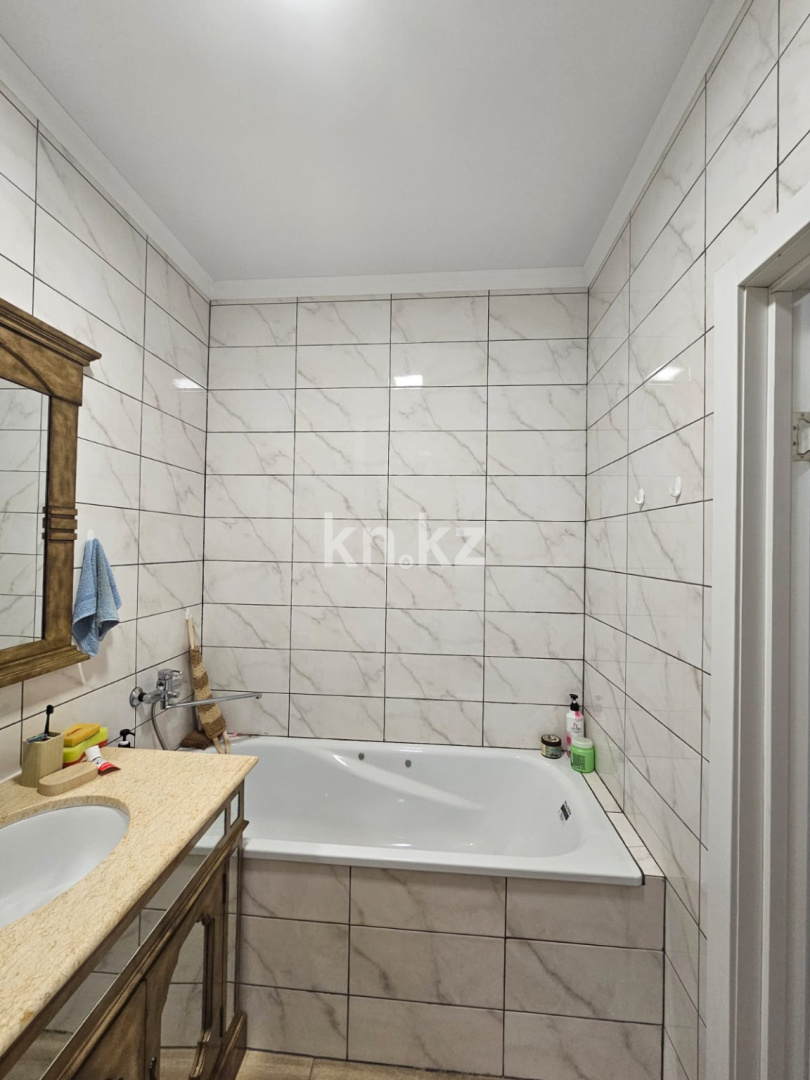 Продажа 2-комнатной квартиры, 65.6 м², ул. Анжерская, дом  37/2 - Продажа домов, коттеджей в Атырау фото 15 из 19