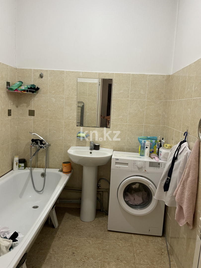 Продажа 2-комнатной квартиры, 61.5 м², Микрорайон Шугыла в Алматы - фото 11