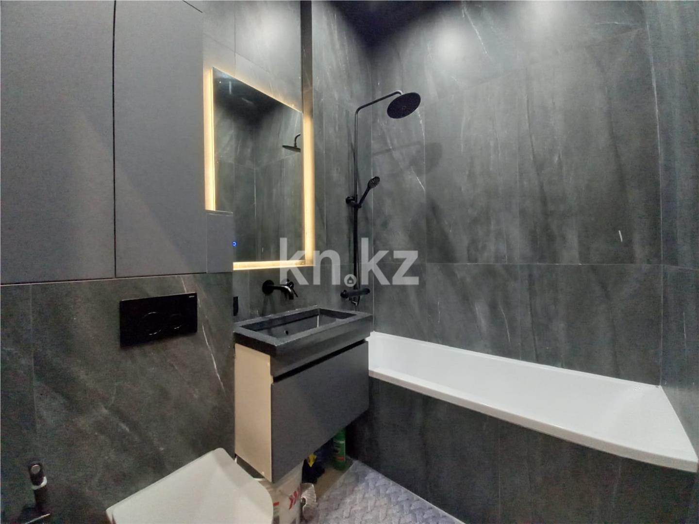 Продажа 4-комнатной квартиры, 95.1 м², ул. Байтурсынова в Астане - фото 10