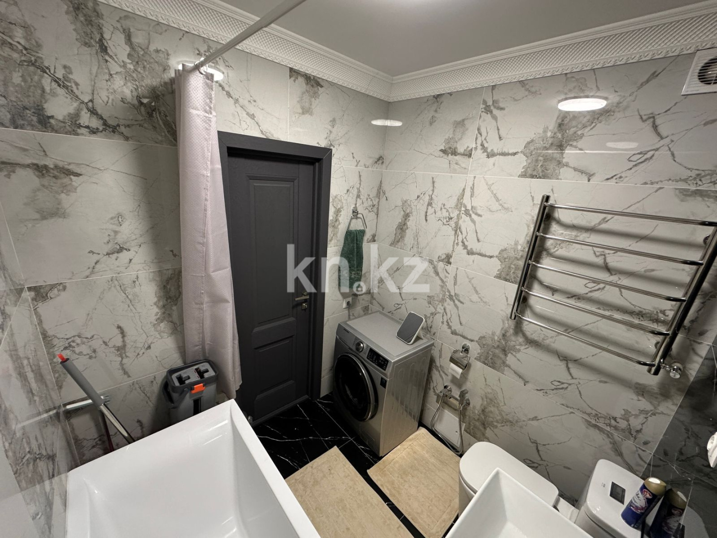 Продажа 2-комнатной квартиры, 47 м², ул. Толе би, дом  285/8 к1 - ул. Утеген батыра в Алматы - фото 10