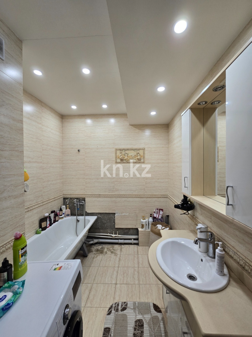 Продажа 2-комнатной квартиры, 94.2 м² в Алматы - фото 16