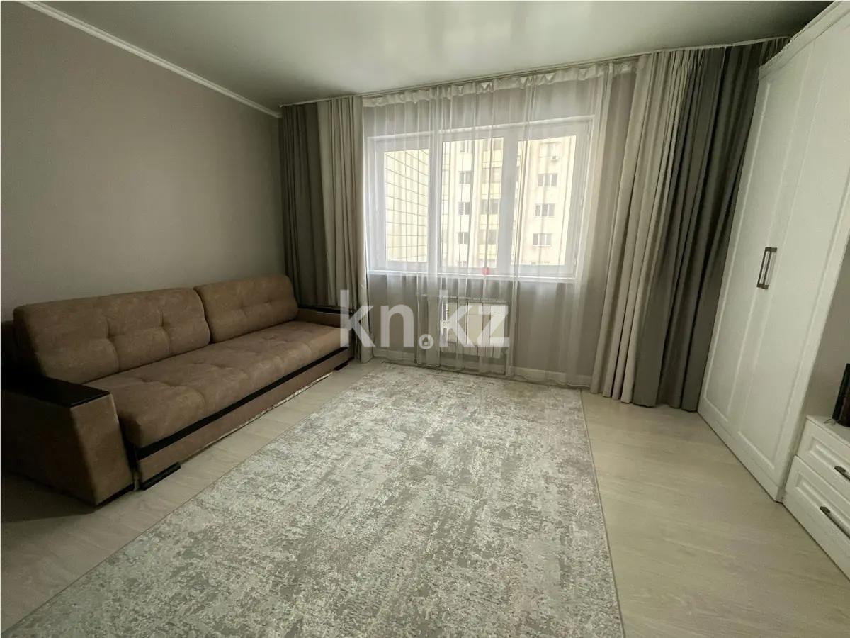 Продажа 2-комнатной квартиры, 42 м², мкр-н Аксай-5, дом  25 - Продажа  двухкомнатных квартир в Алматы без посредников фото 1 из 4