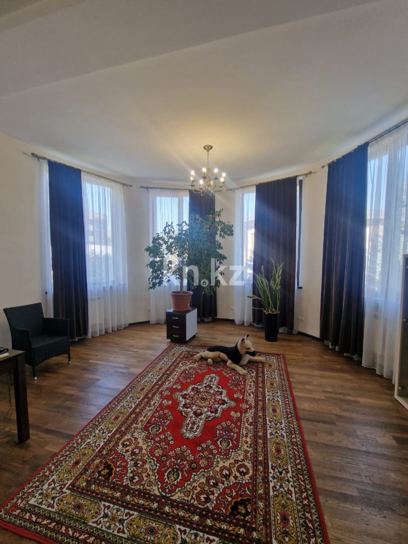 Продажа 7-комнатного дома, 680 м² - Продажа домов, коттеджей в Алматы фото 15 из 34