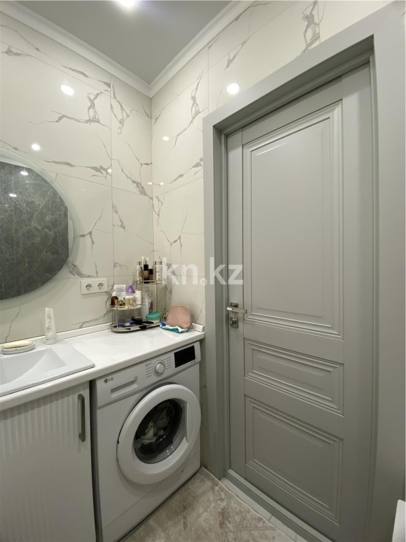 Продажа 2-комнатной квартиры, 60 м², пр. Тауелсыздык в Астане - фото 10