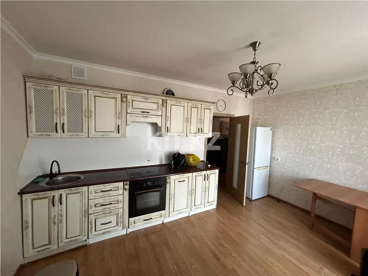Продажа 2-комнатной квартиры, 75 м², пр. Кошкарбаева, дом  56 в Астане - фото 3